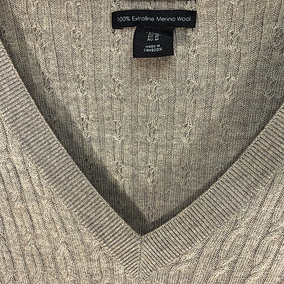 Cynthia Rowley Women Knit 100% Fine Merino Wool Sweater Tan Long Sleeves V Neck - Picture 4 of 9